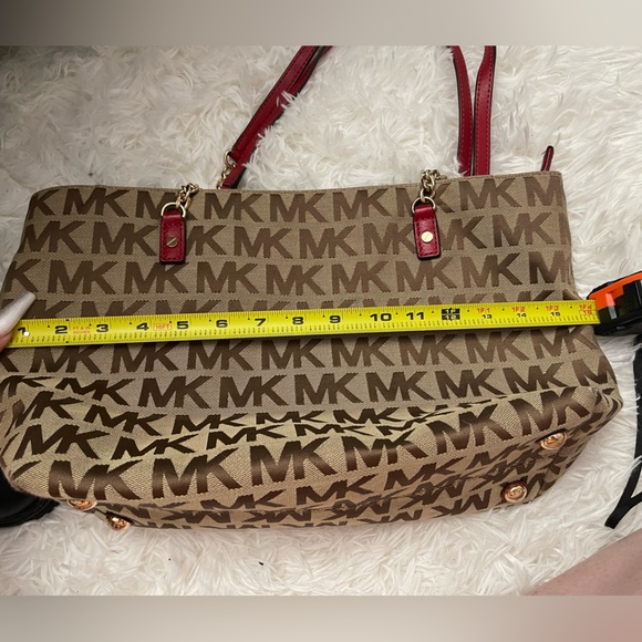EUC Michael Kors Tan and Red Purse ❤️ - Picture 6 of 7